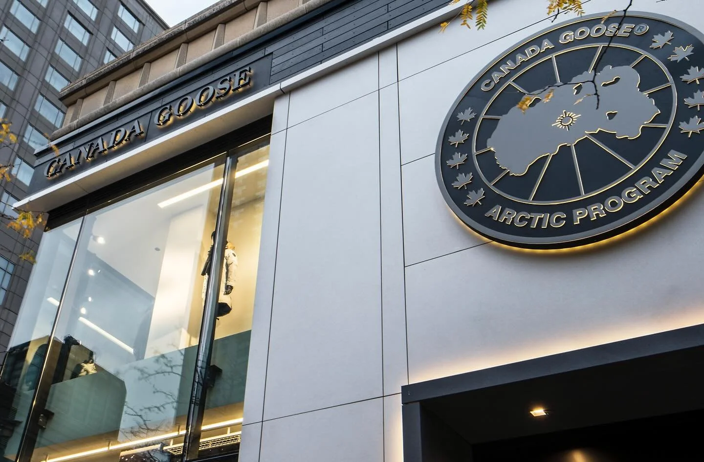 One more #TBT while we&rsquo;re in a nostalgic mood. We&rsquo;re going to the Windy City for the @canadagoose flagship store on the Magnificent Mile. #gc #commercialconstruction #retailconstruction #generalcontractor