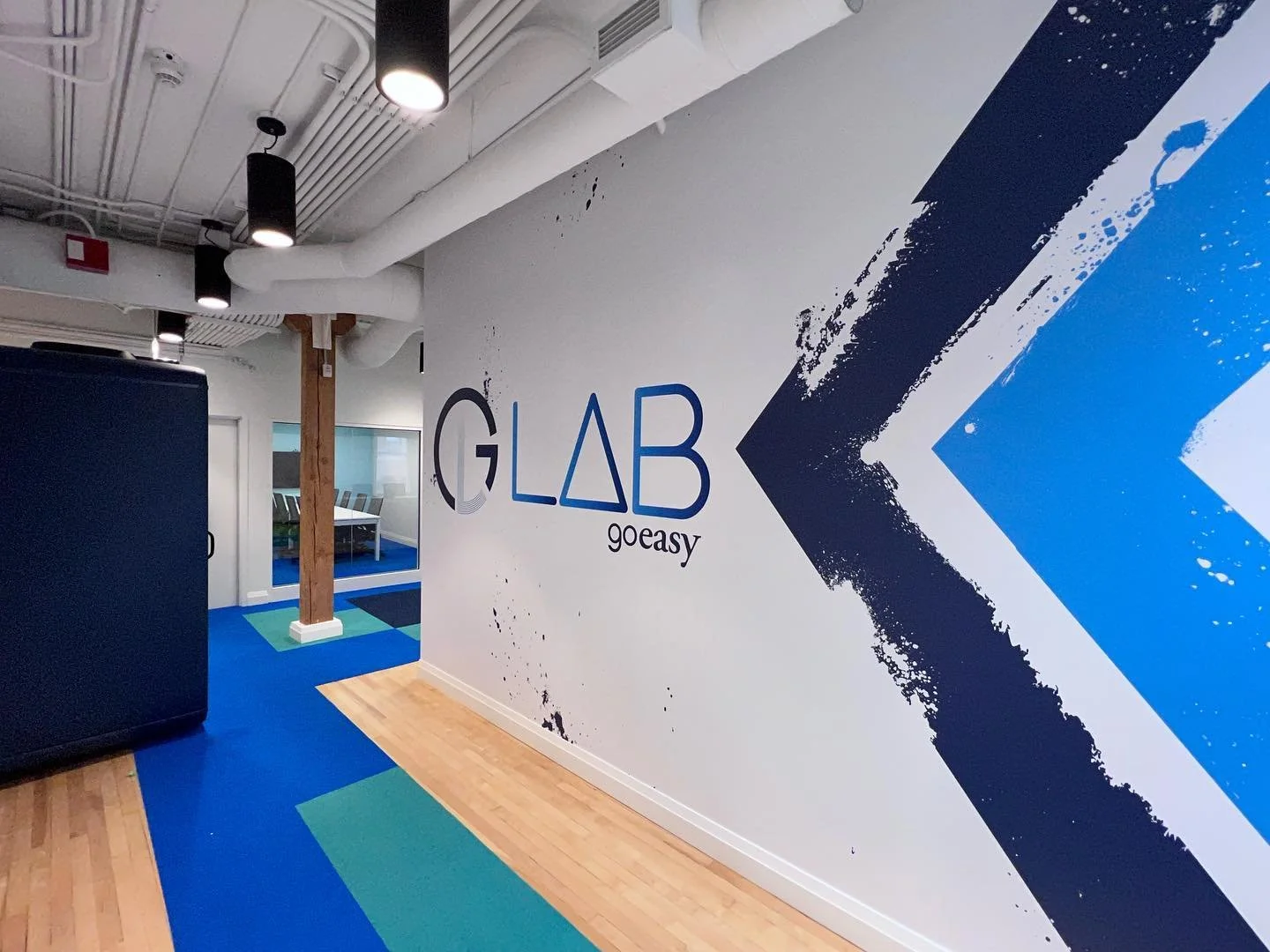 Congrats to @goeasyltd in opening their new downtown tech hub! We&rsquo;d definitely find a nice spot to open up a laptop and get to work! #techhub #toronto #corporateinteriors #generalcontractor #canada