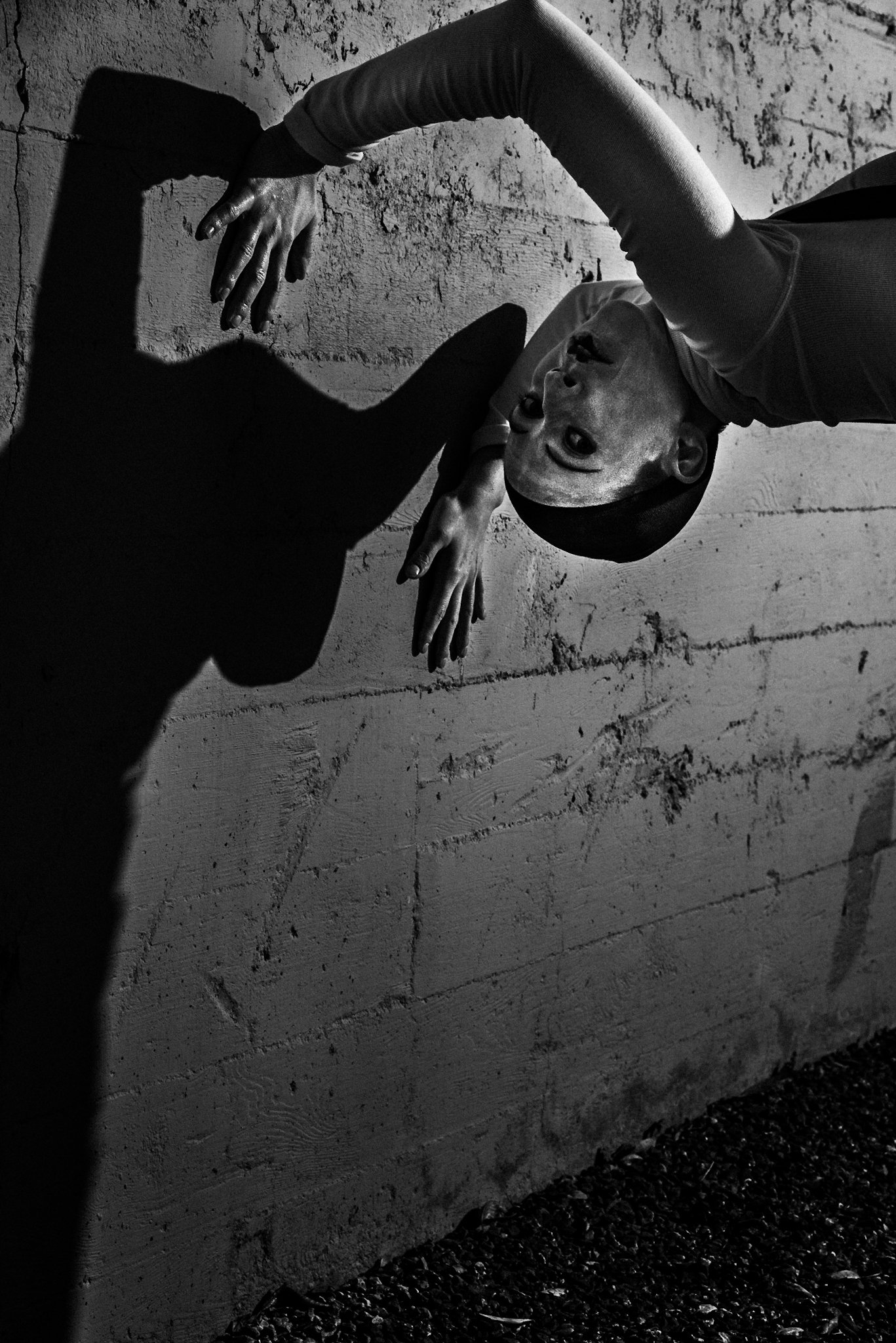 Act 2, Scene 1 – Pierrot Listens to His Shadow for Advice