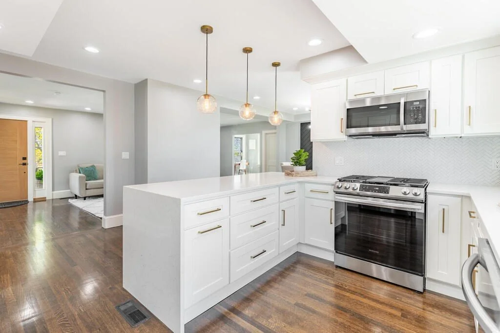 Kitchen 3.jpg
