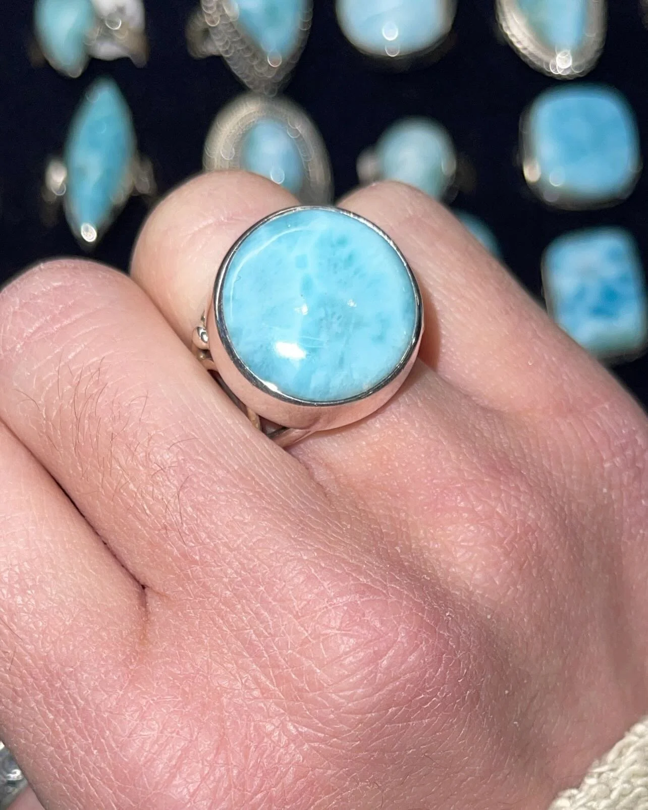 Gaze into the mystical larimar crystal ball&hellip; I see warm weather in our future! ✨🔮 

It&rsquo;s no secret that larimar is THE stone to wear in warmer weather so what better way to try and manifest some sun? ☀️ 🤣

Circular Larimar Ring: Size 6