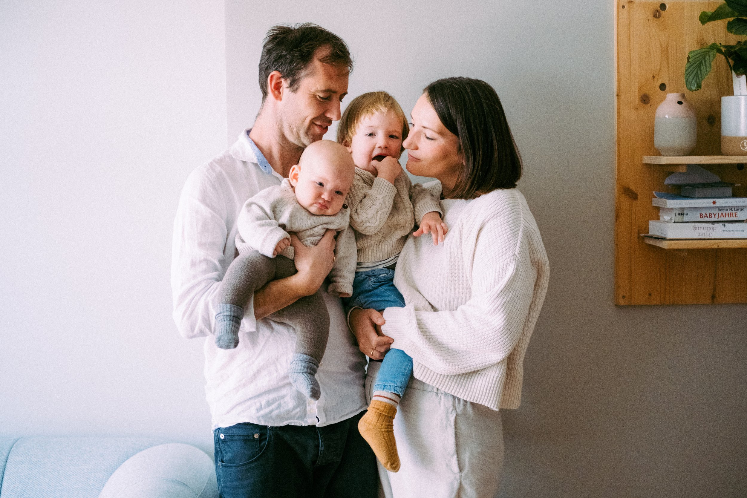 Why In-Home Sessions Are Perfect During Winter