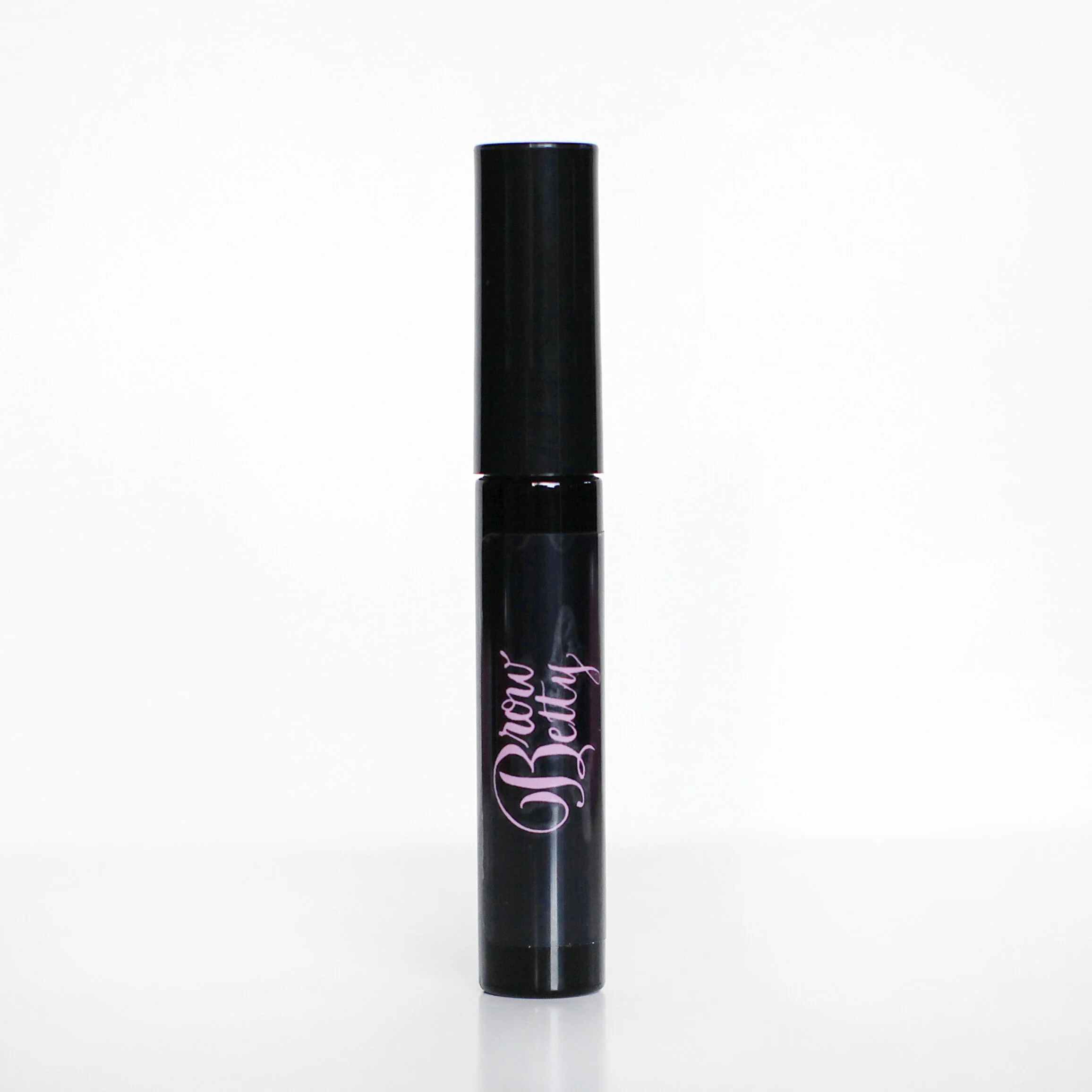 Everyone’s favorite….the brow gel. image by @jennyspringerphoto
