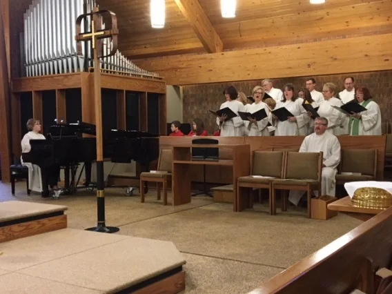 chancelchoir.jpg