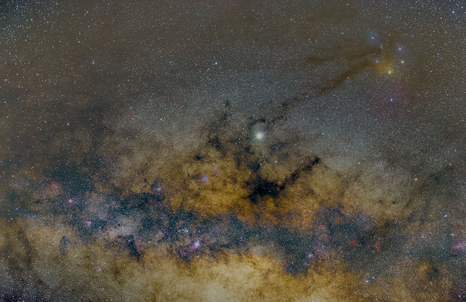 Black horse nebula.jpg