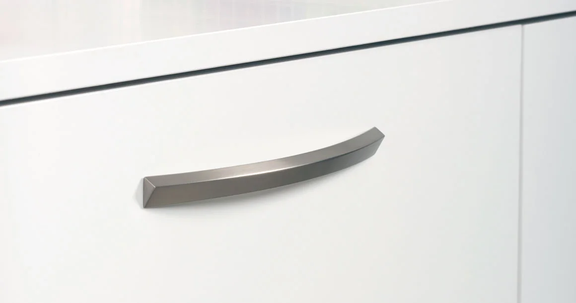 Smee 0370 pull in brushed nickel. (Photo: Viefe)