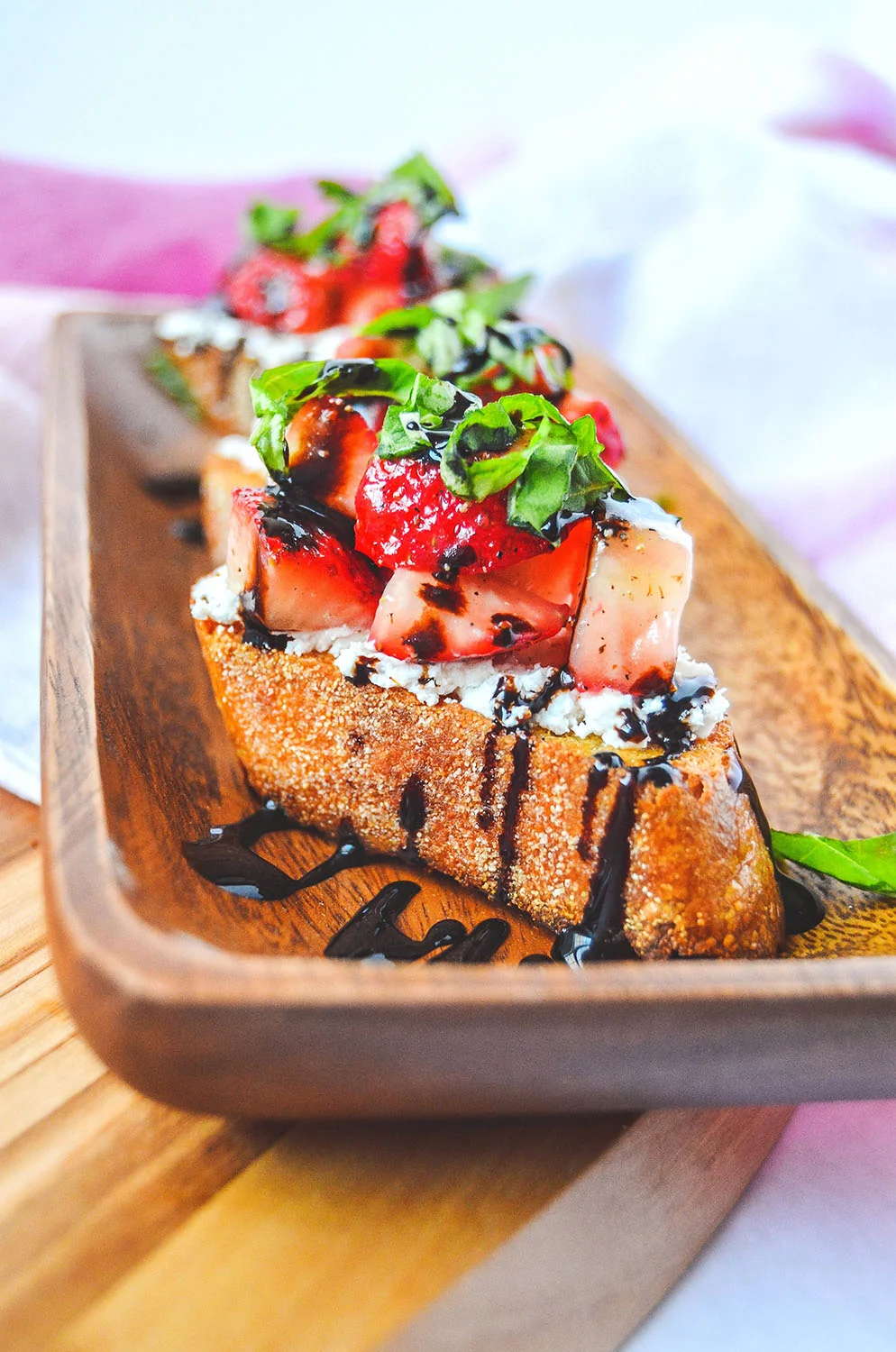 strawberry_crostini_01.jpg