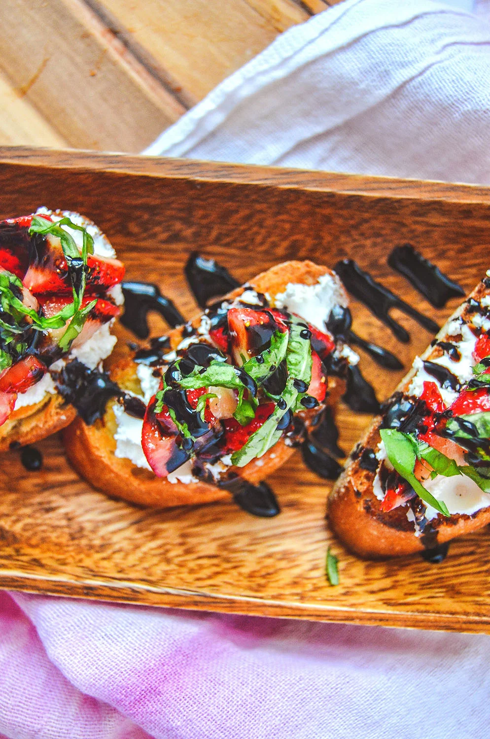 strawberry_crostini_02.jpg