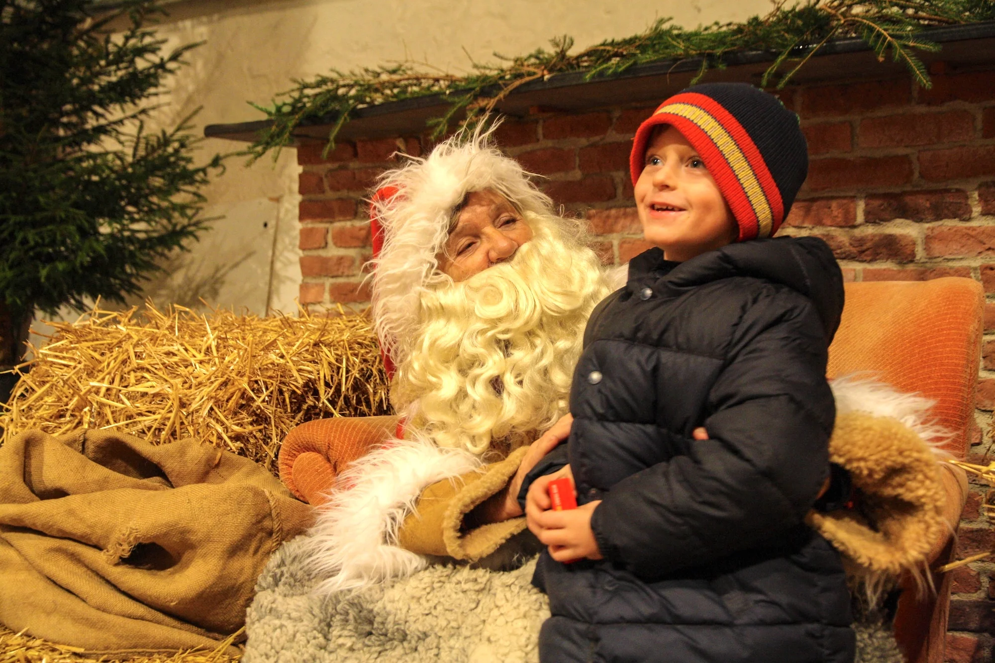 Christmas-market-santa.jpg