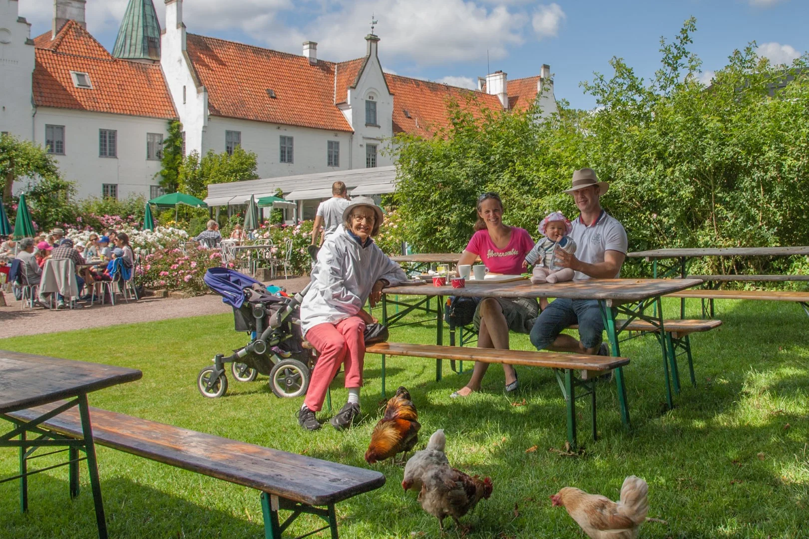 Tradgardscafeet-Bosjokloster.jpg