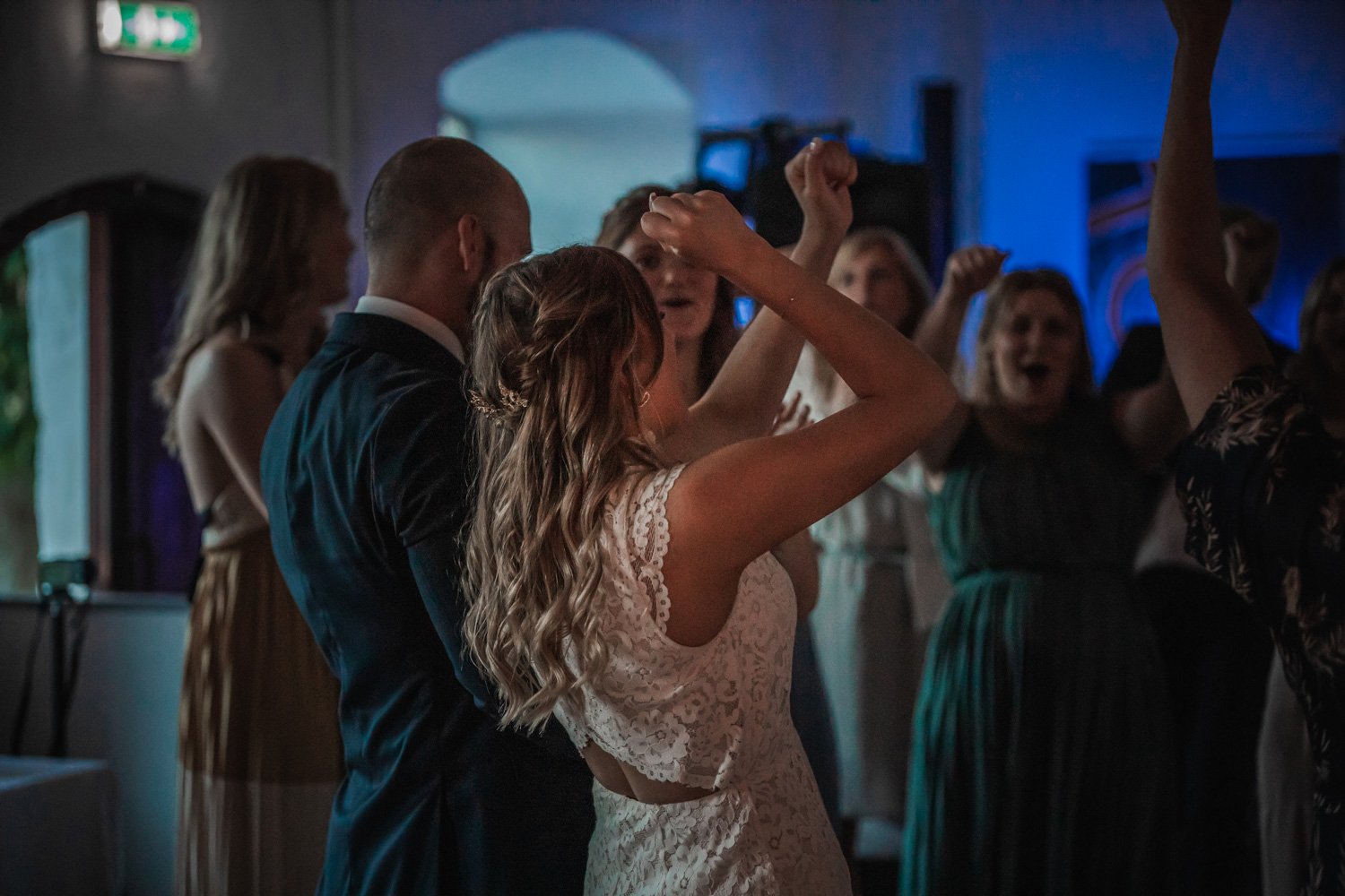  Efter middag och bröllopstårta kan bar och dans ta vid Foto: Fredrik Mårtensson 