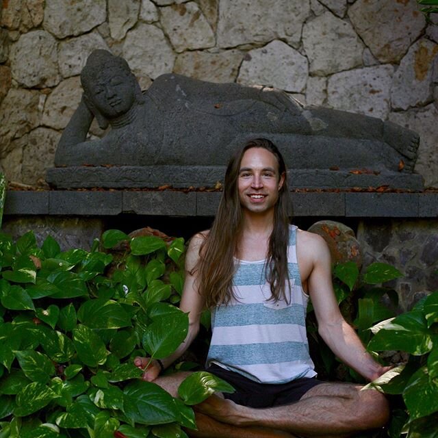 Hey y&rsquo;all! I have several announcements: 
1) In case you haven&rsquo;t seen my stories, I am now a team member of Barefoot Works Yoga! I&rsquo;ll be leading a weekly yoga class there with an emphasis on strength building, which I am super excit