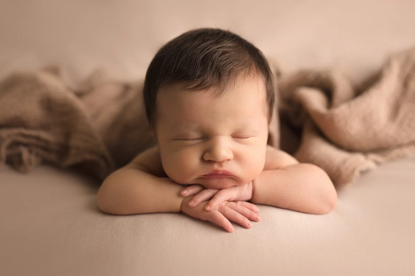 Newborn photo session in London