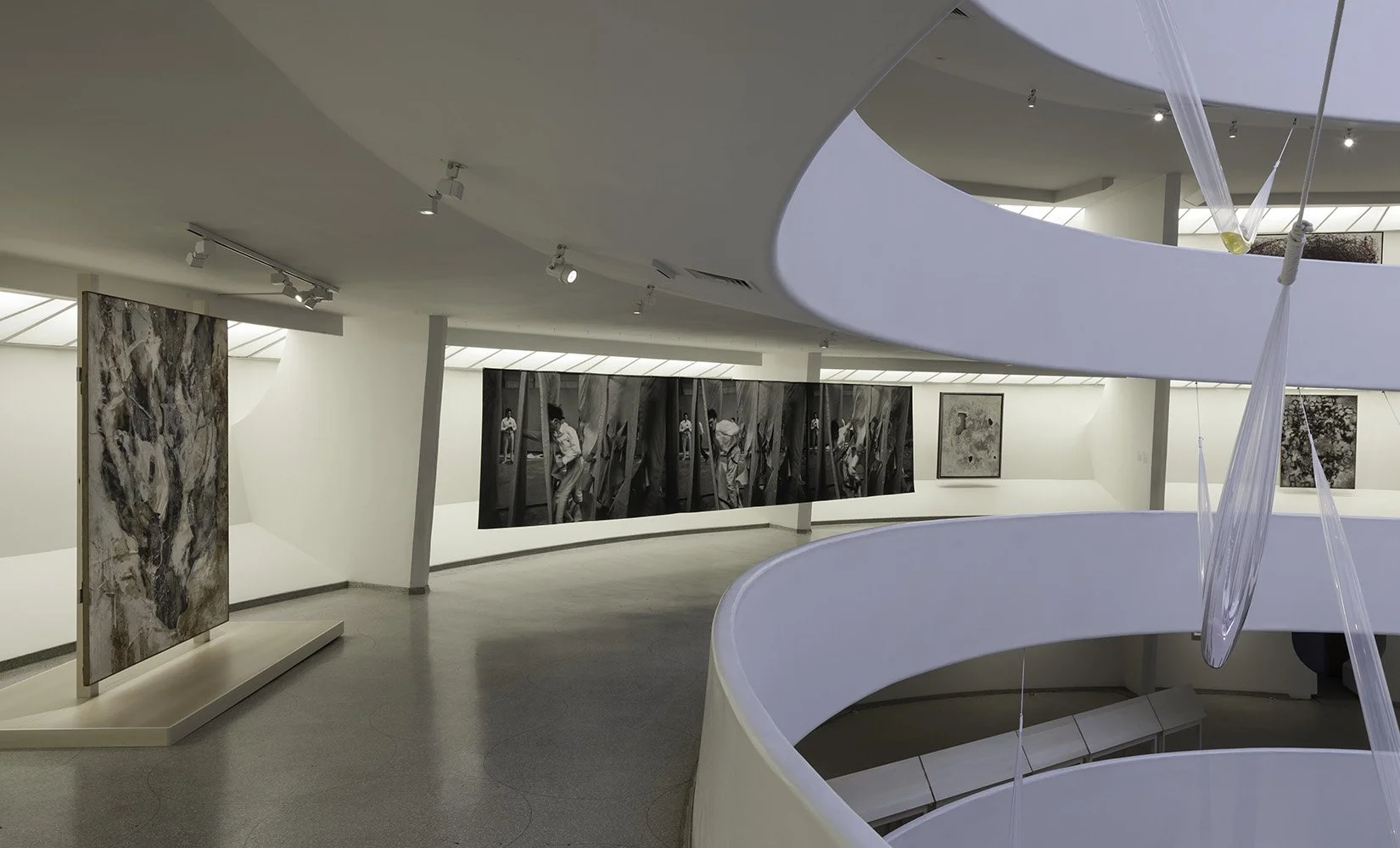 Gutai Splendid Playground_exh_ph049 copy.jpg