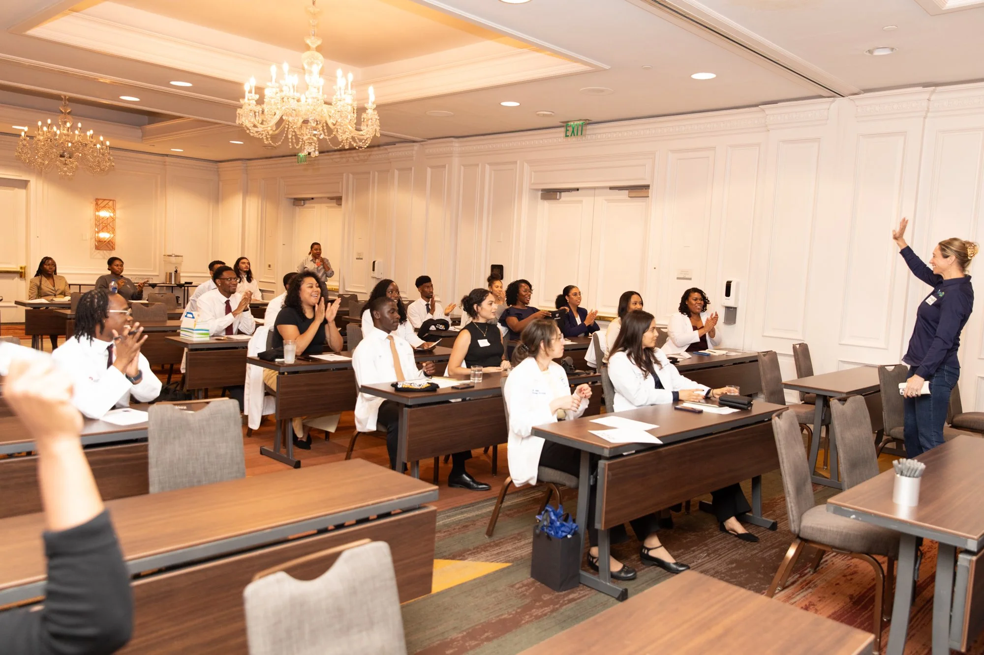 ElevateMeD_SUMMIT25_TheSocialPhotog_20250920-0002.jpg