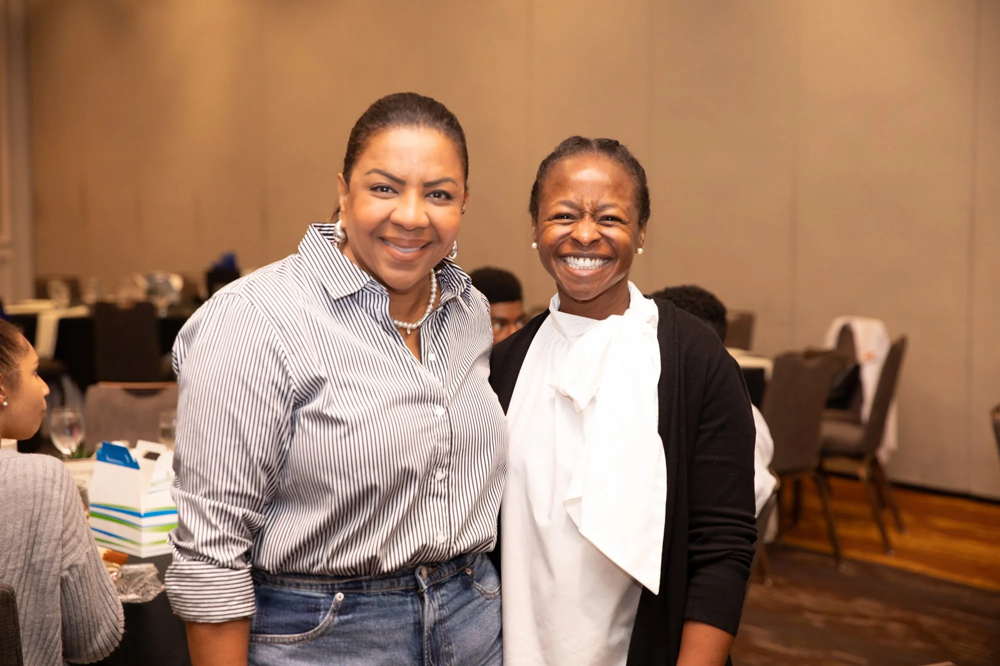 ElevateMeD_SUMMIT25_TheSocialPhotog_20250920-9765.jpg