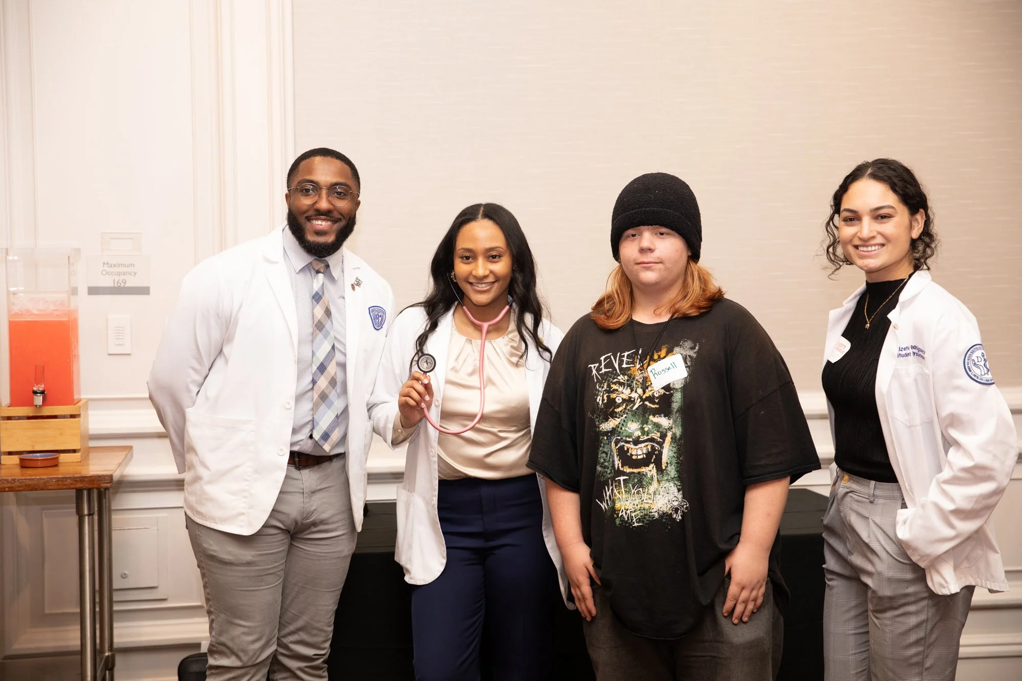ElevateMeD_SUMMIT25_TheSocialPhotog_20250920-9893.jpg