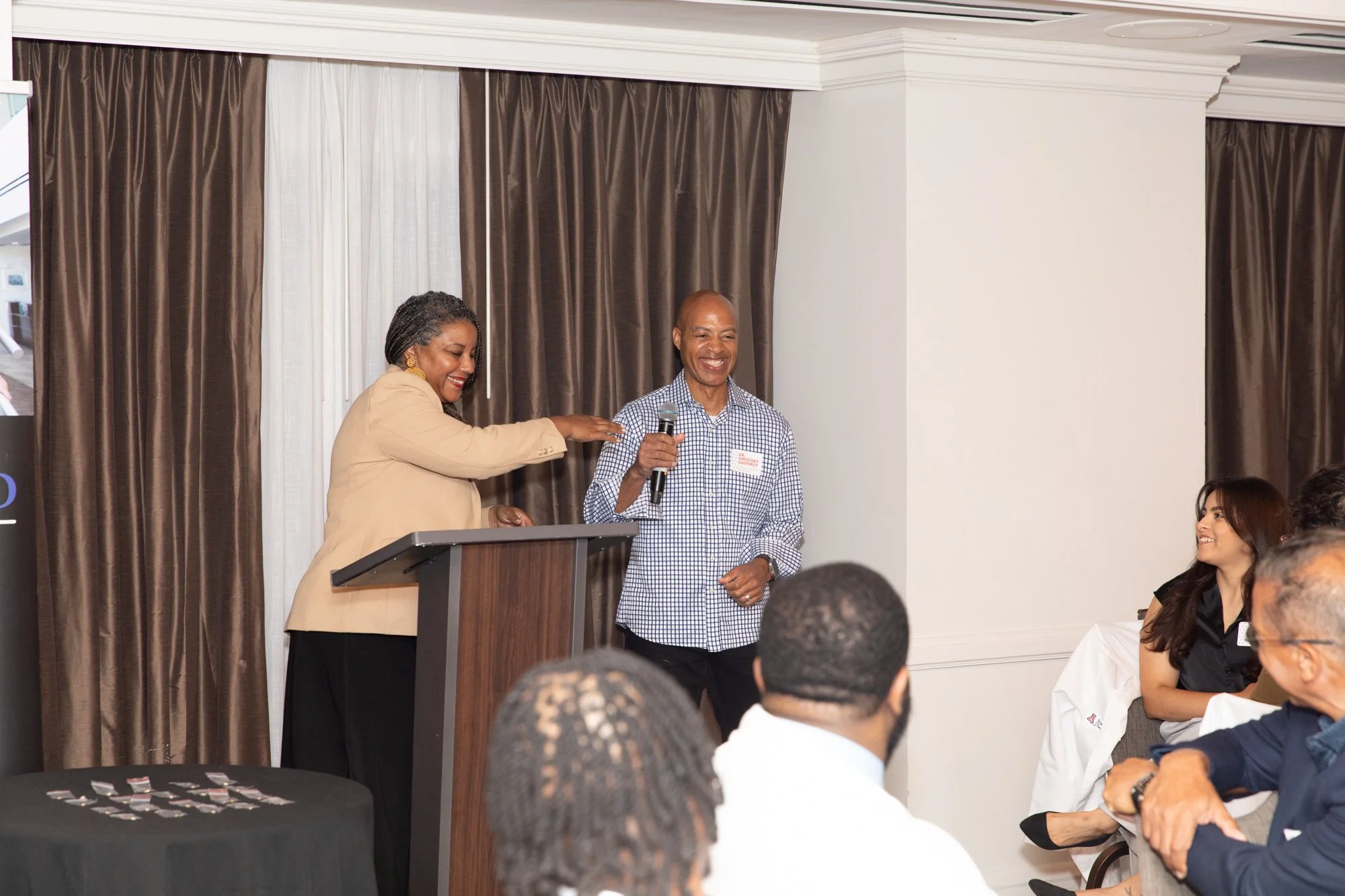 ElevateMeD_SUMMIT25_TheSocialPhotog_20250919-9218.jpg