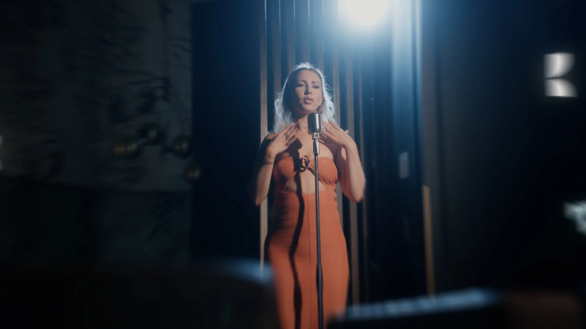 LINDSAIS -THWOY_1.3.2.JPG