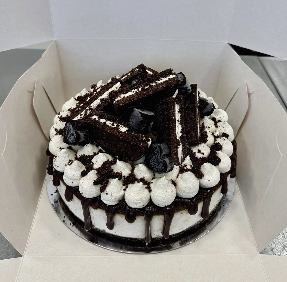 1/2 Baked Cookies &amp; Cream