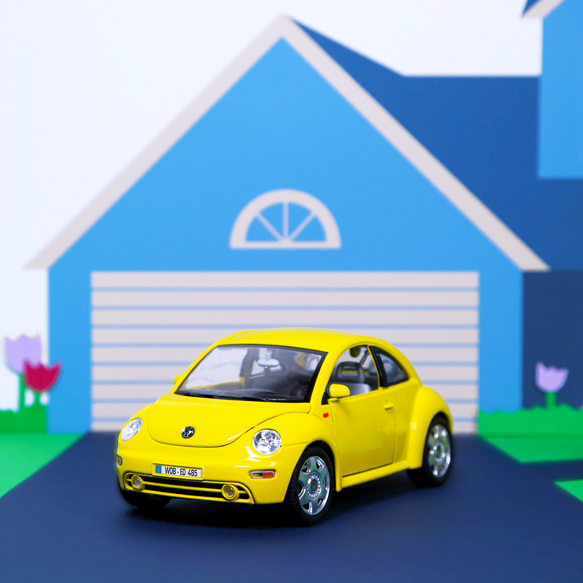 VW_April_Peep-Show_1200x1200.gif