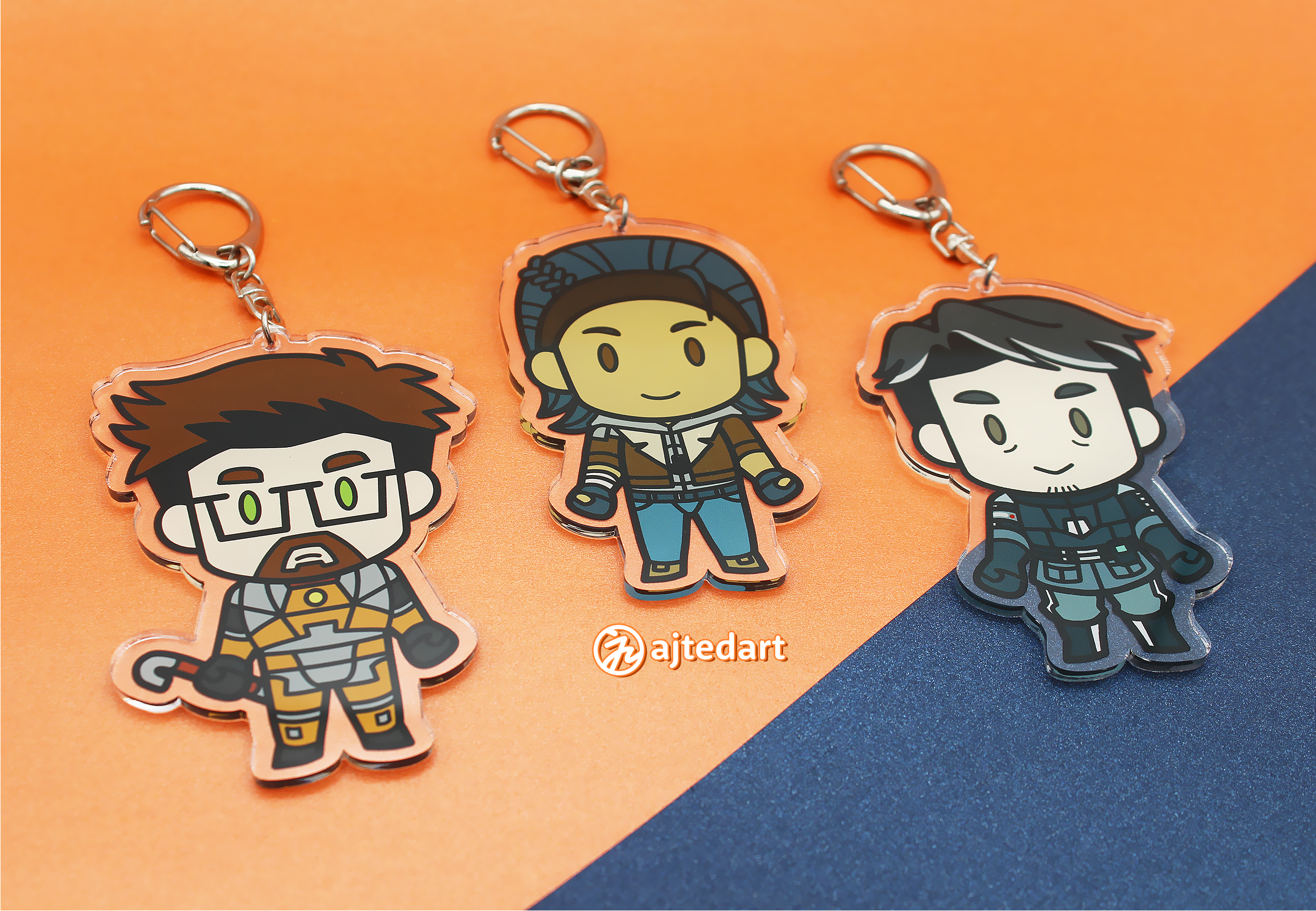 Half-Life 2: 3.5" Acrylic Keychains