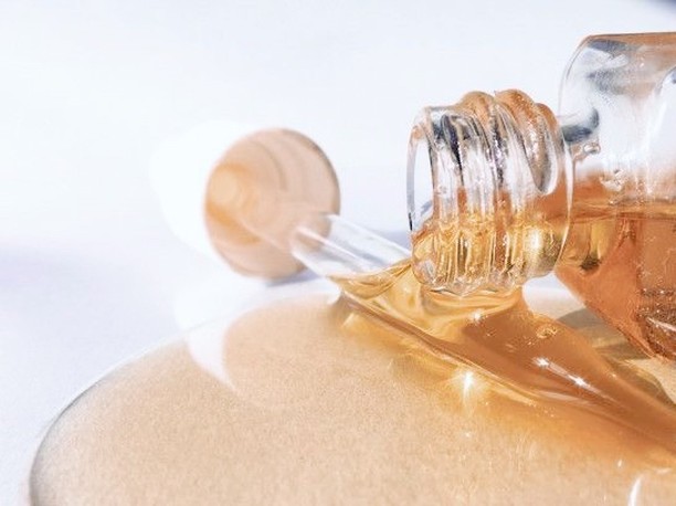 Moisturize your skin naturally💫 ⁠
#chemicalfreeliving #ingredientsmatter