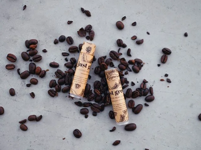 Jump start your Tuesday morning with Coffee Bean 🍂☕️