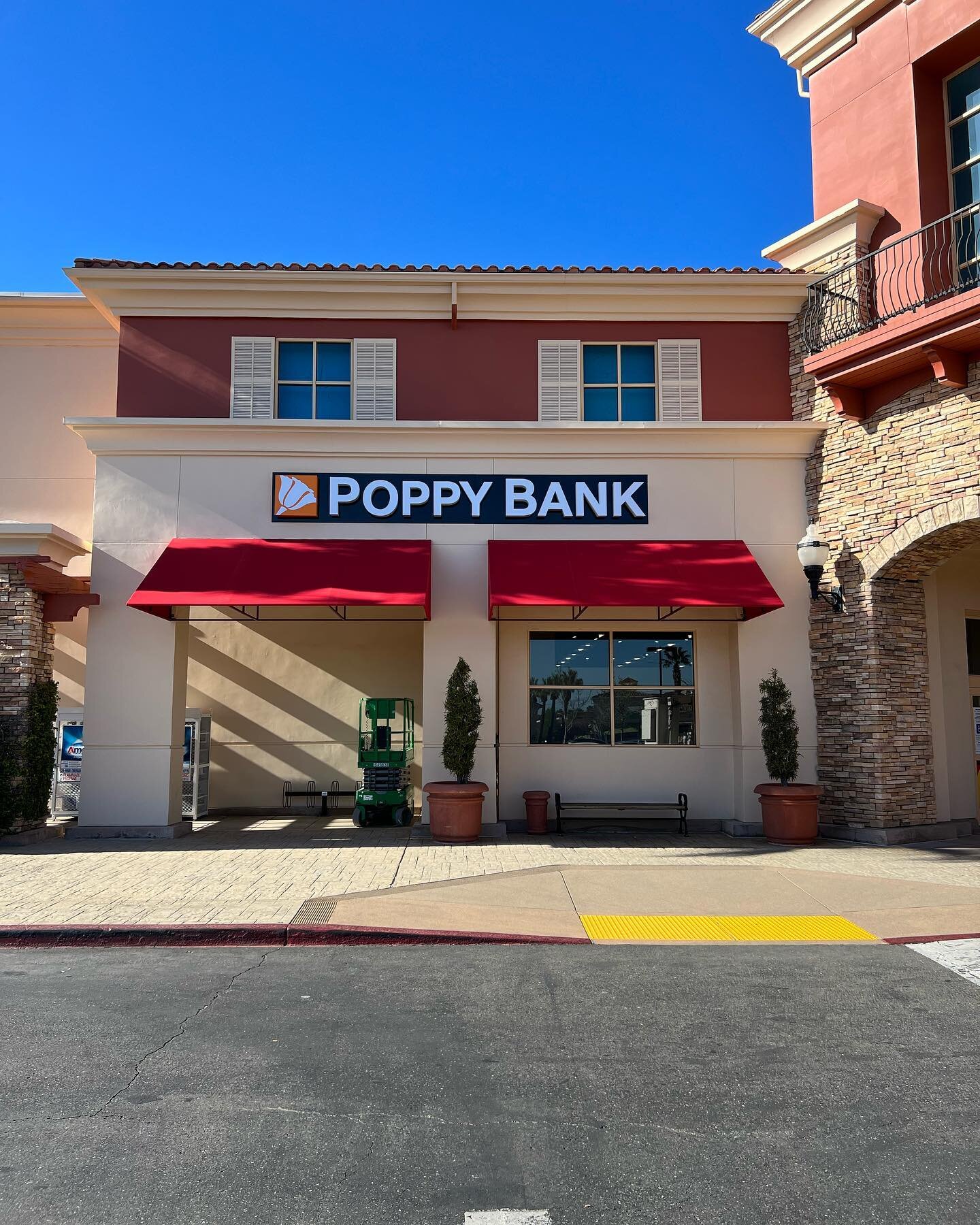 @poppy.bank in Folsom will be open for banking soon! Set your calendar!