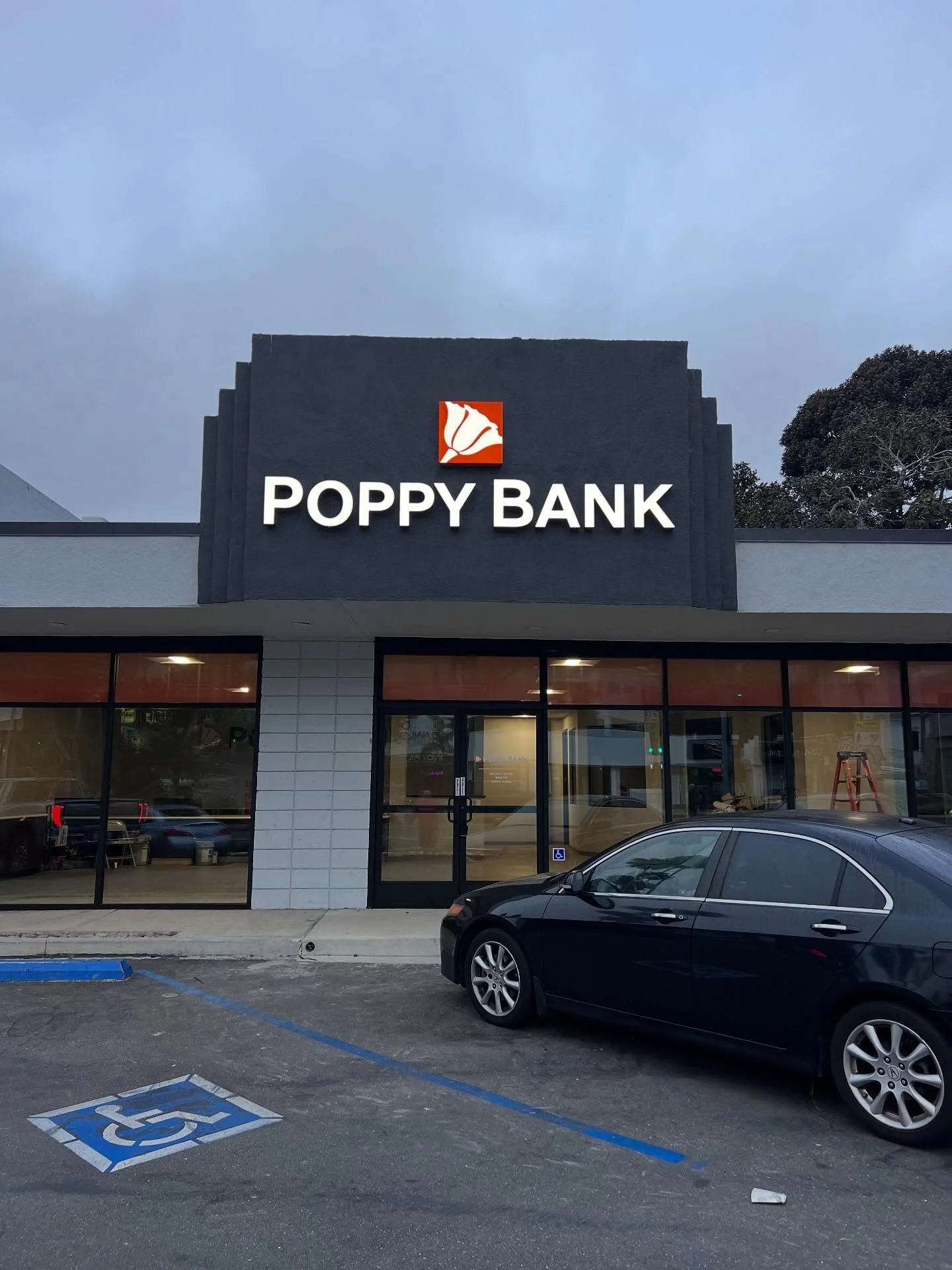 @poppy.bank in Newport Beach! Look for the Orange windows!