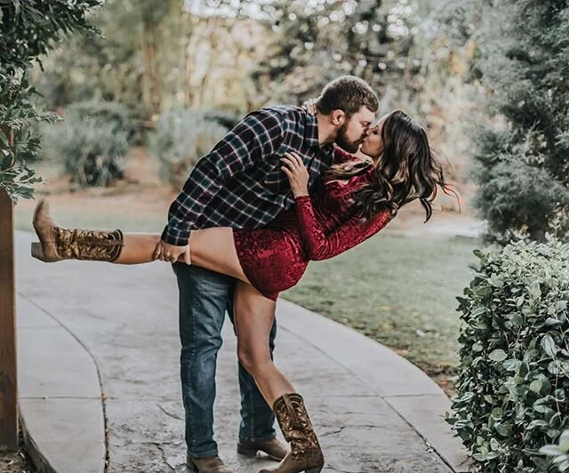 It&rsquo;s Fri-Yay! What is everyone up to this weekend! Some beautiful sun soaking at the beach, Netflix and chill, or swinging your partner around the dance floor!? Let&rsquo;s hear your plans!