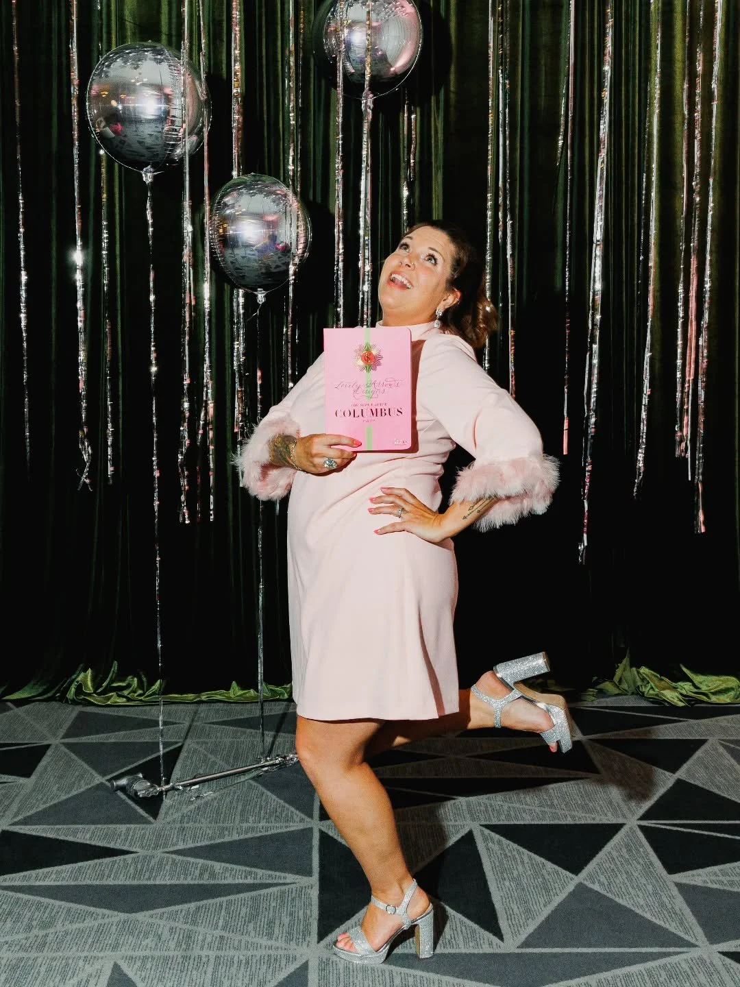 Me: Help me out, I'm a little awkward in photos.

Them: No problem, just act natural.

Me...

@tsgcolumbus 
@thefauxtobooth 
@lmcolumbusthejoseph
.
.
.
.
#tsglaunch #thescoutguide #tsgcolumbus #vendorfriends #friendors #columbuscalligrapher #columbus