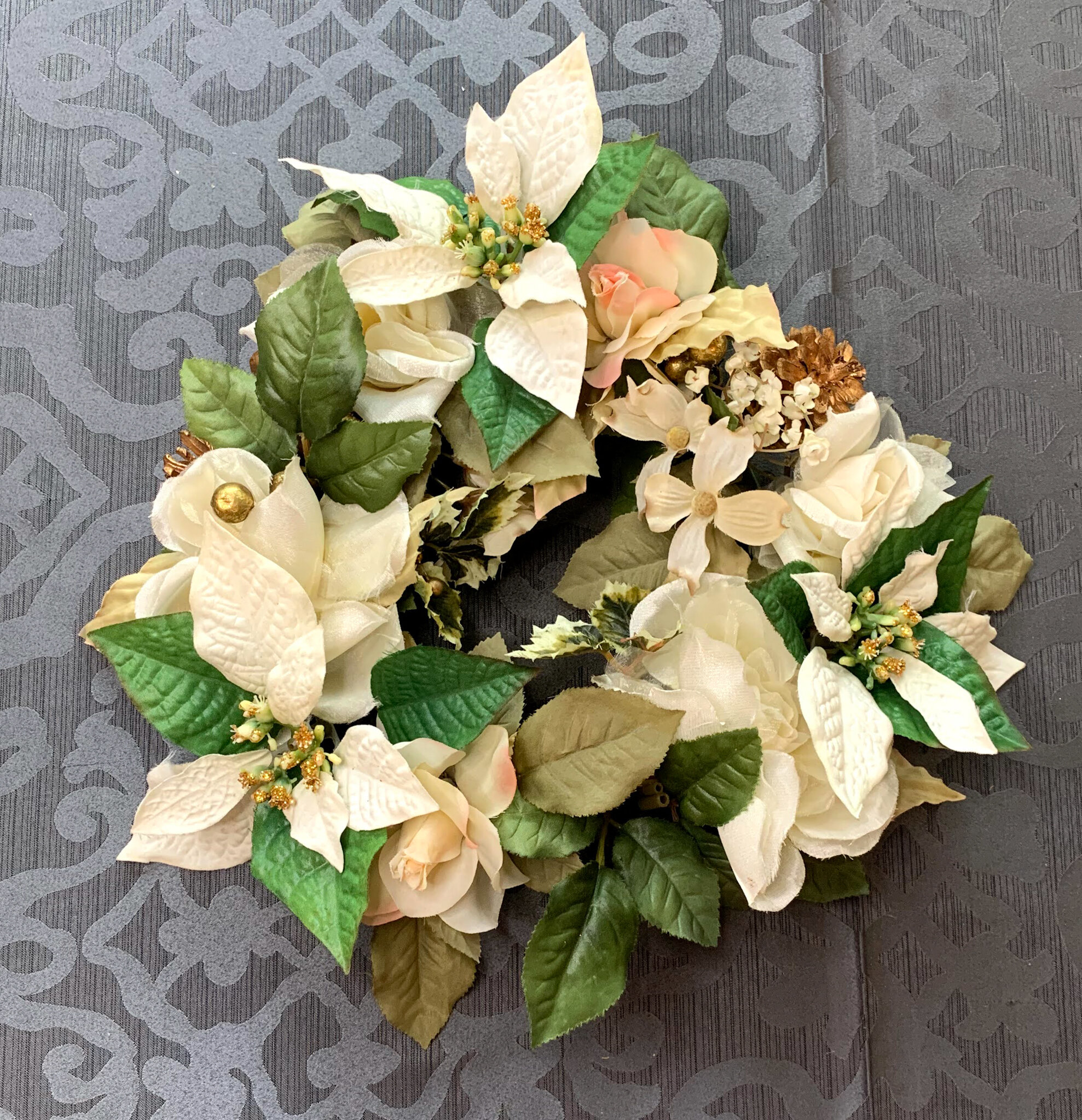 Cream and Gold Pointsettia Wreaths (FL60)
