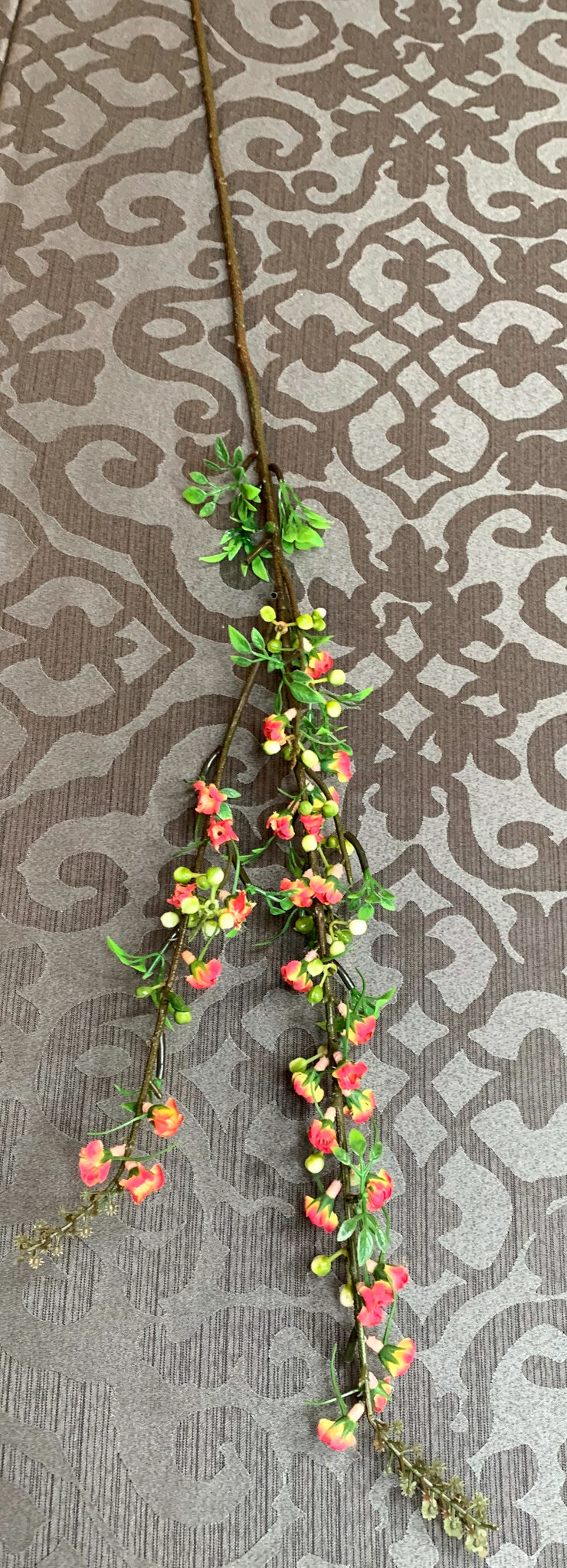 Red Petal and Berry Sprays (FL76)