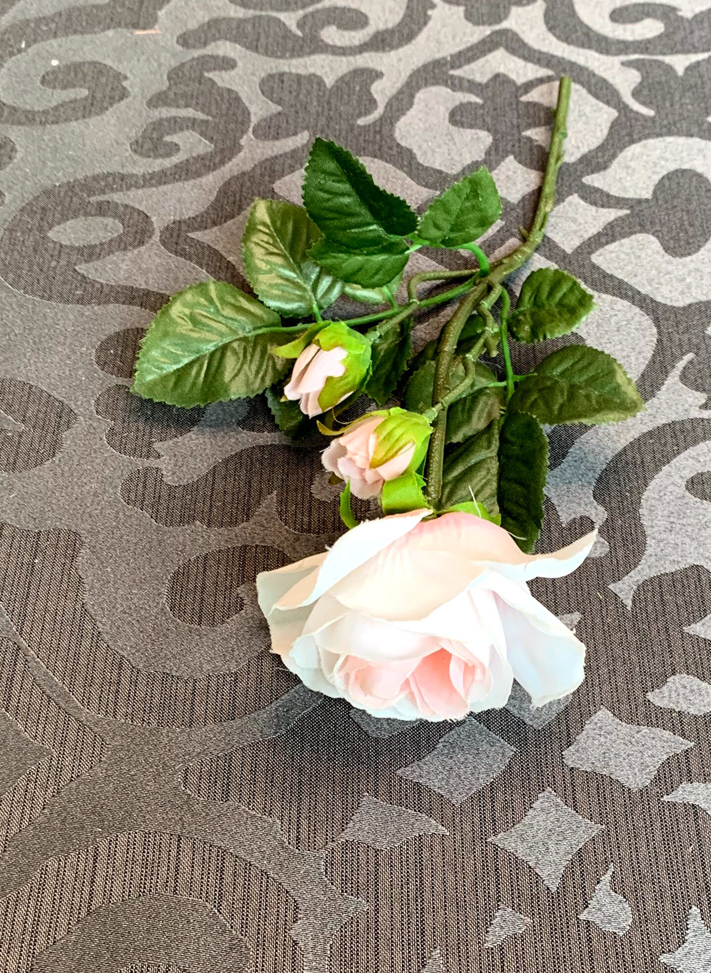 Sweet Pink Roses (FL115)