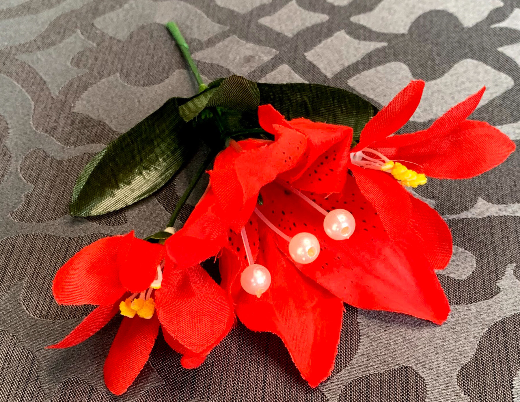 Red Pearl Tiger Lilies (FL117)