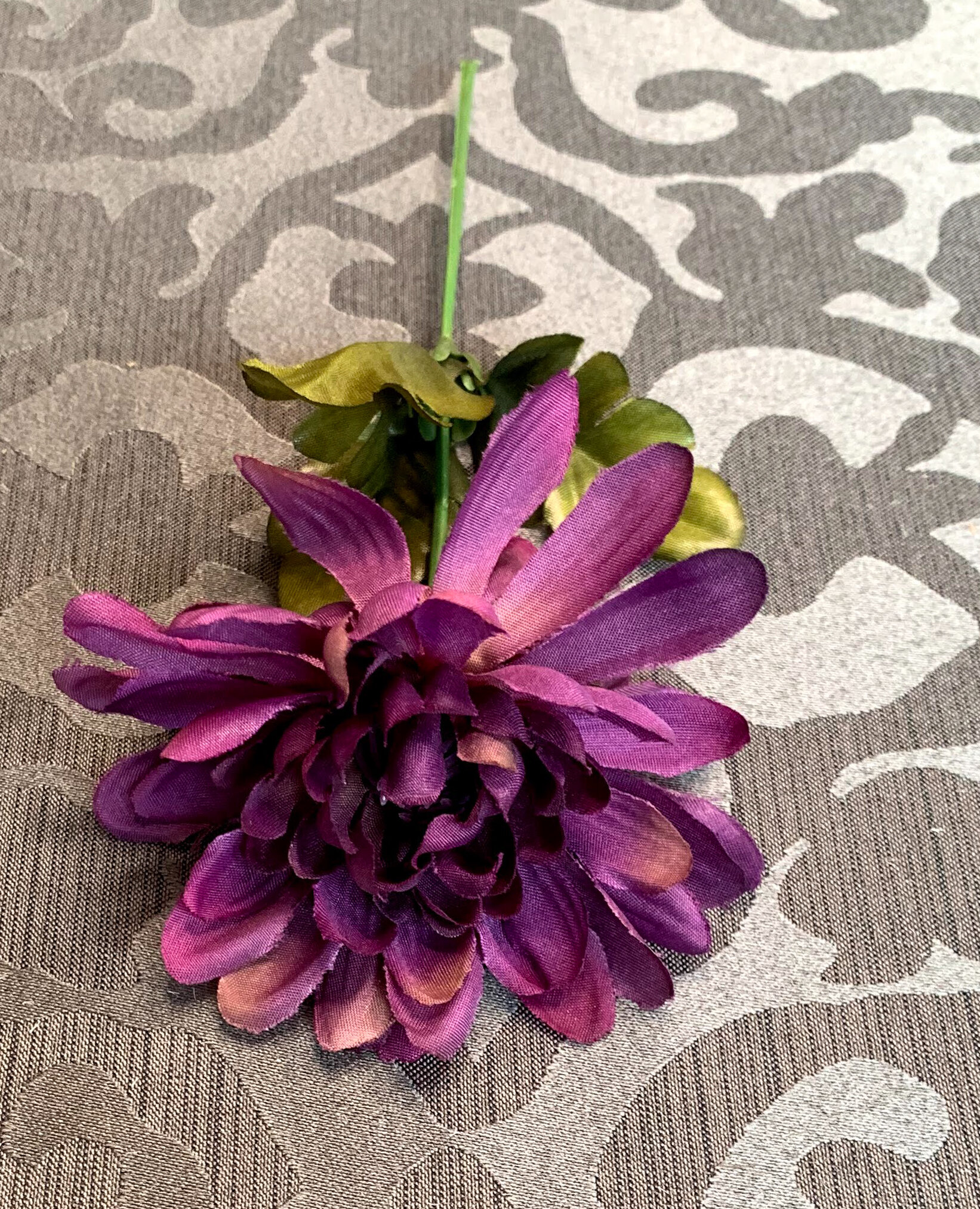 Purple Chrysanthemums (FL122)