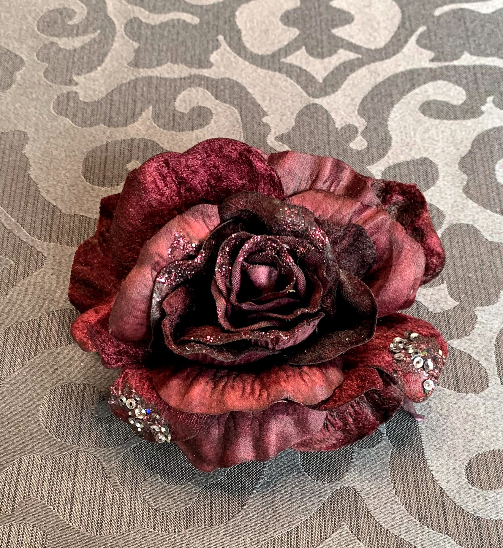 Glitter Plum Roses (FL124)