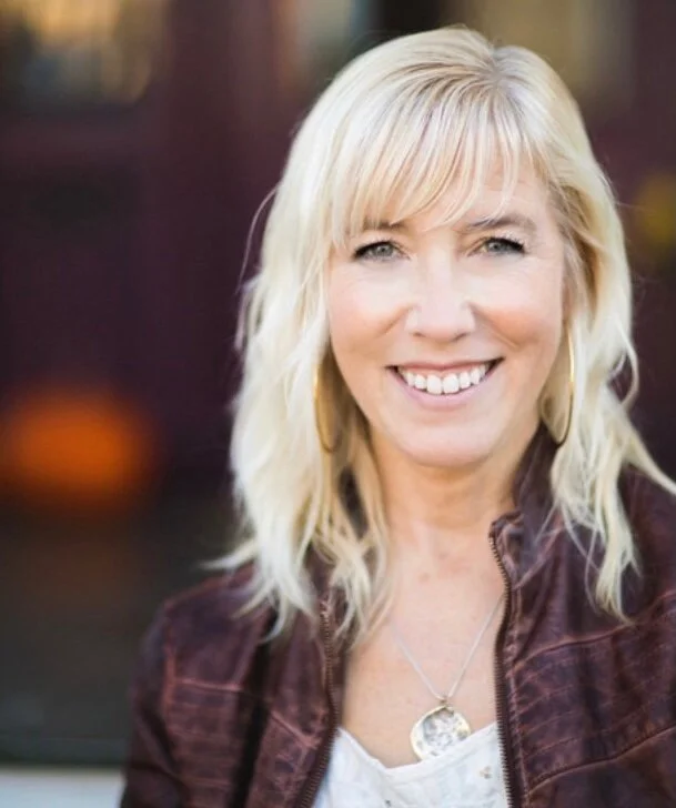 An Evening with Sarah Winslow at Throttle