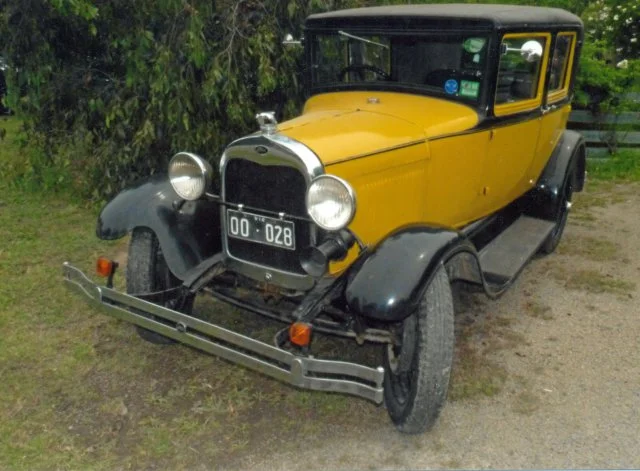 Steven & Toni's Briggs Fordor Sedan