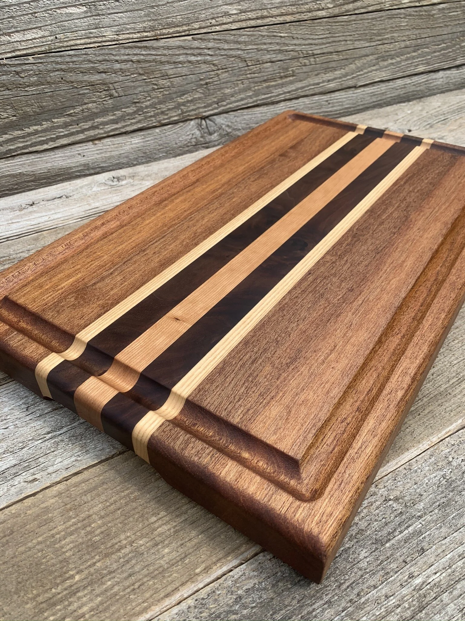 Edge-Grain Cutting Board with Juice Groove