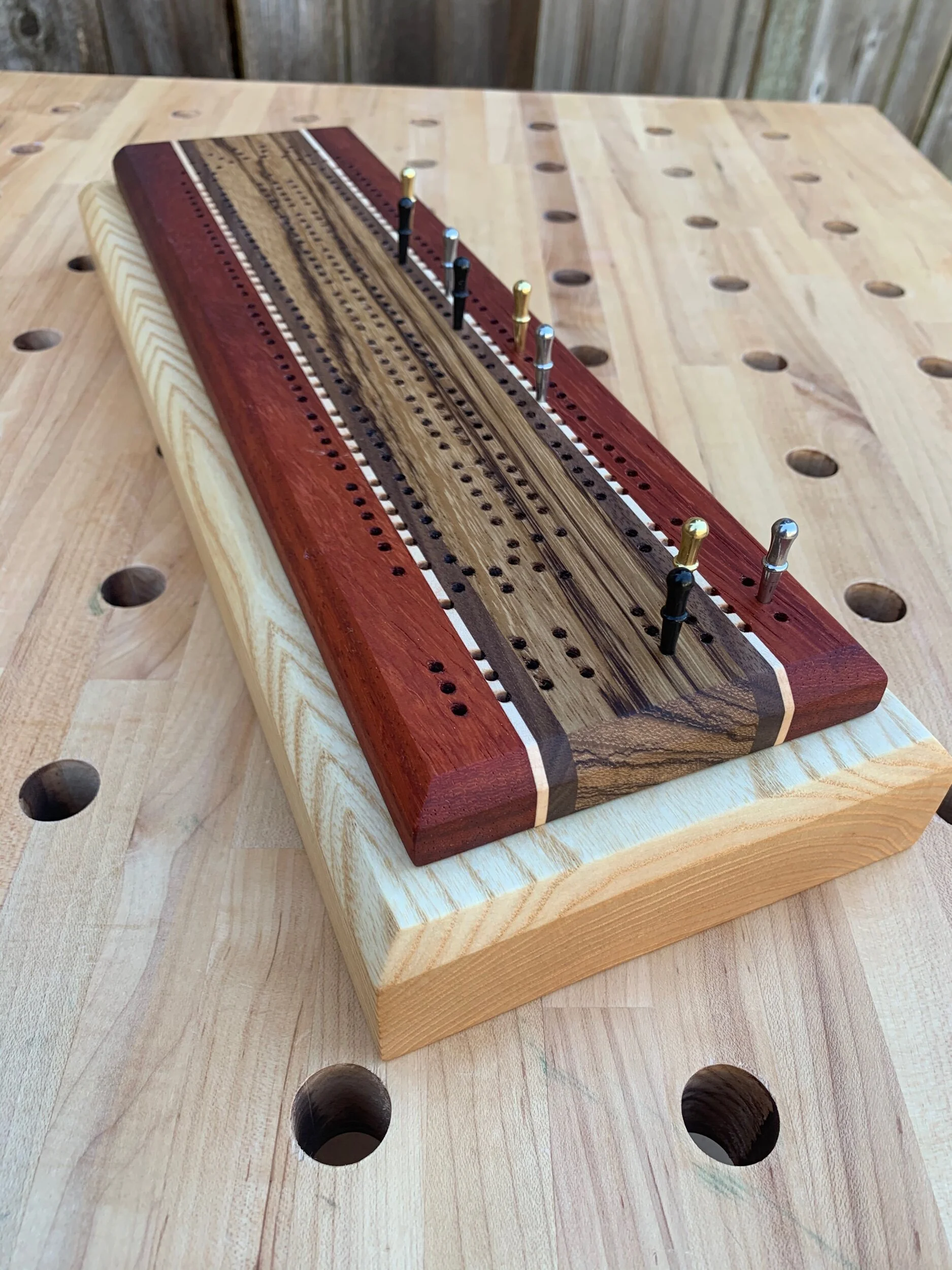 4A28A3AF-0E62-4063-854E-36E871408984