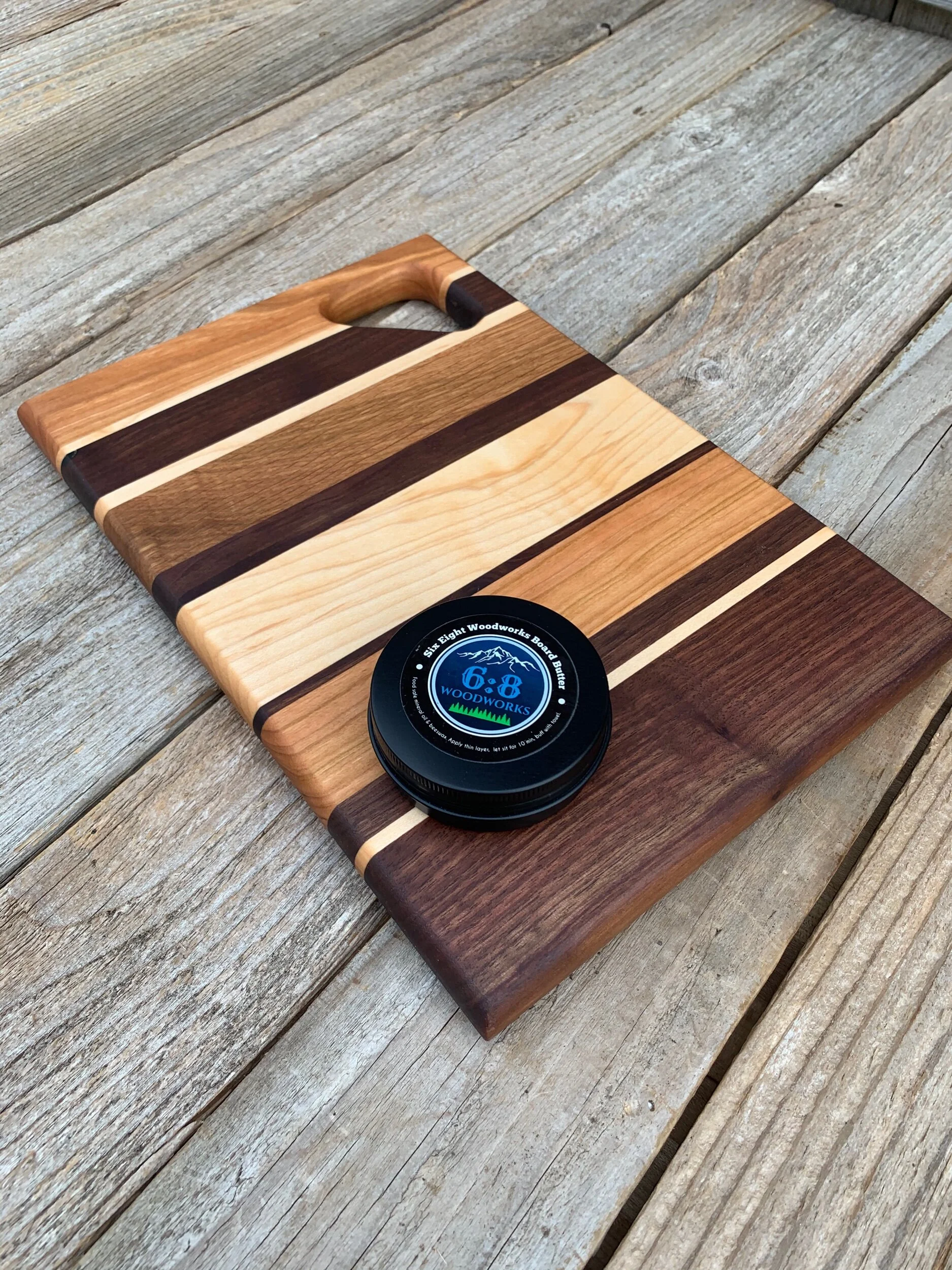 0A0A180D-AF6F-4573-AFDB-EBB8CA9A4F53