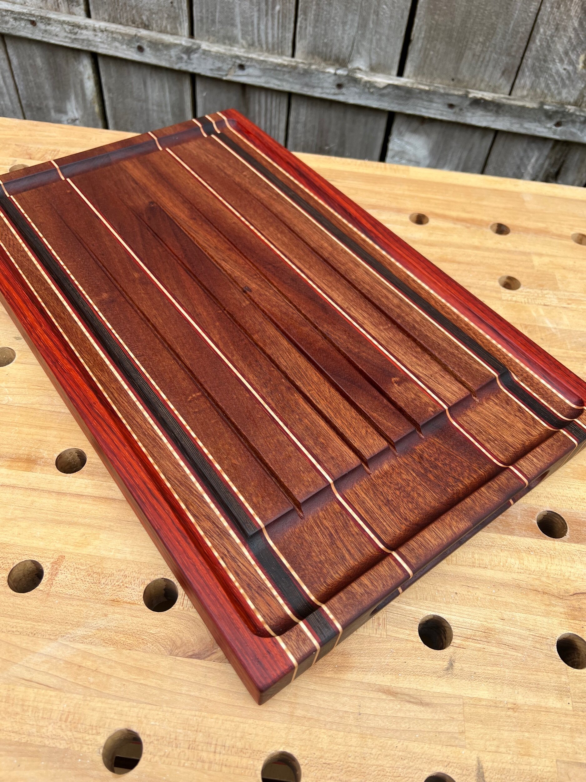 006F00B5-5CF7-40A8-98A4-227D4B99100D