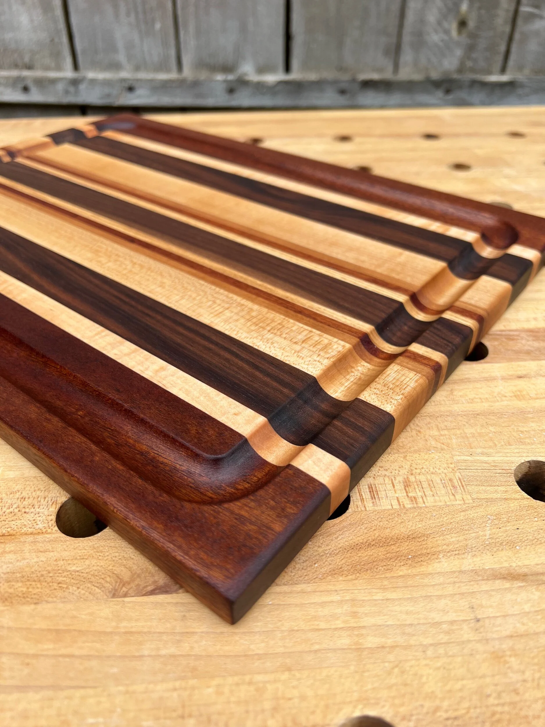 846DF7F5-1A2C-45DA-B6B3-BC0D23D47C71