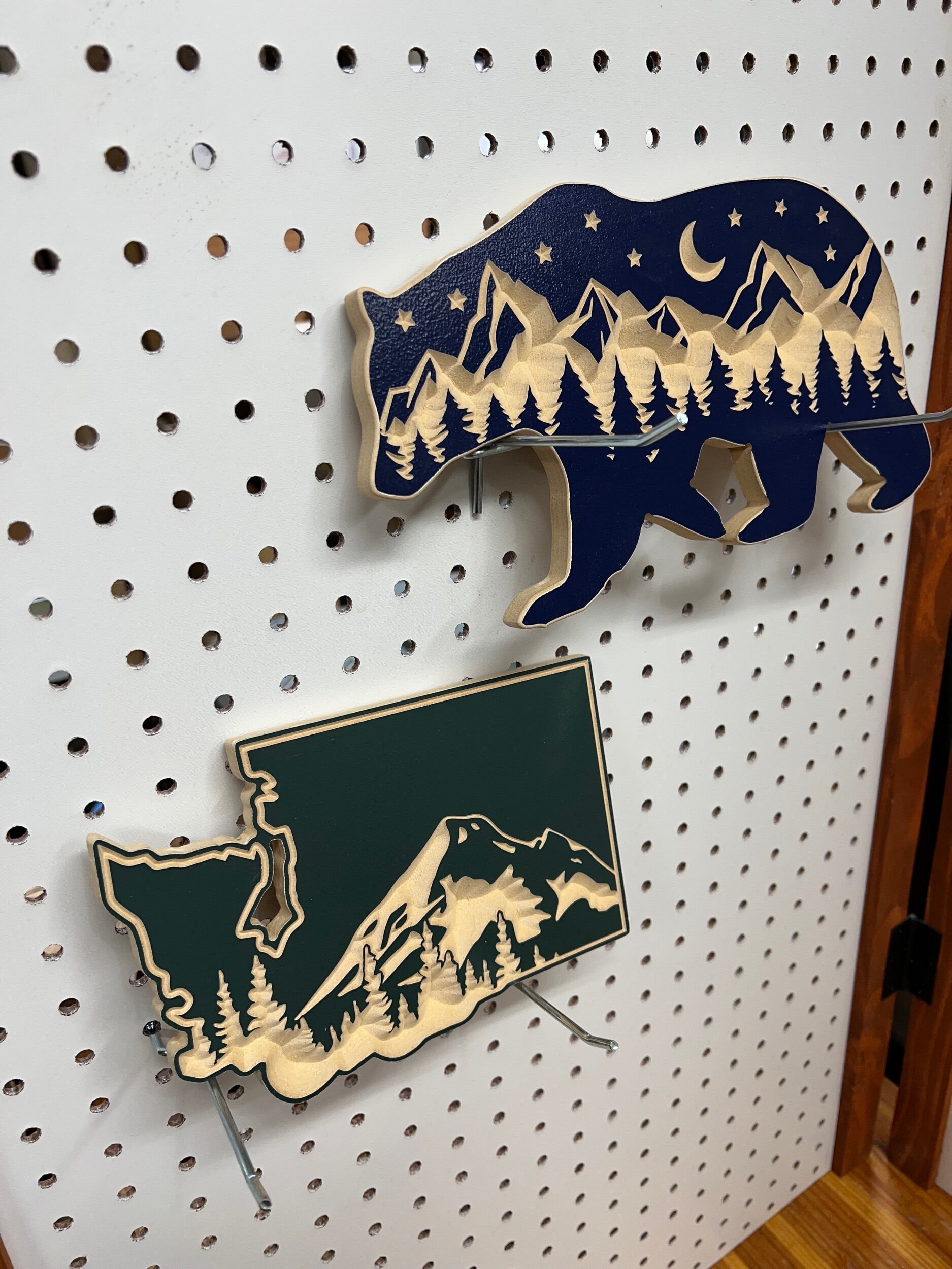 2E4DE35D-FF8A-42E4-92A8-016C8C8BA9E9