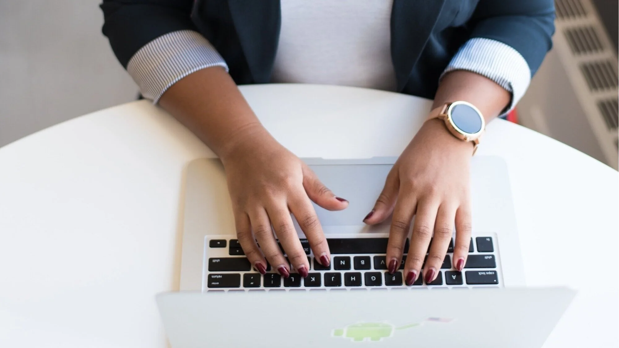 How to Choose a Web Designer for Your Project