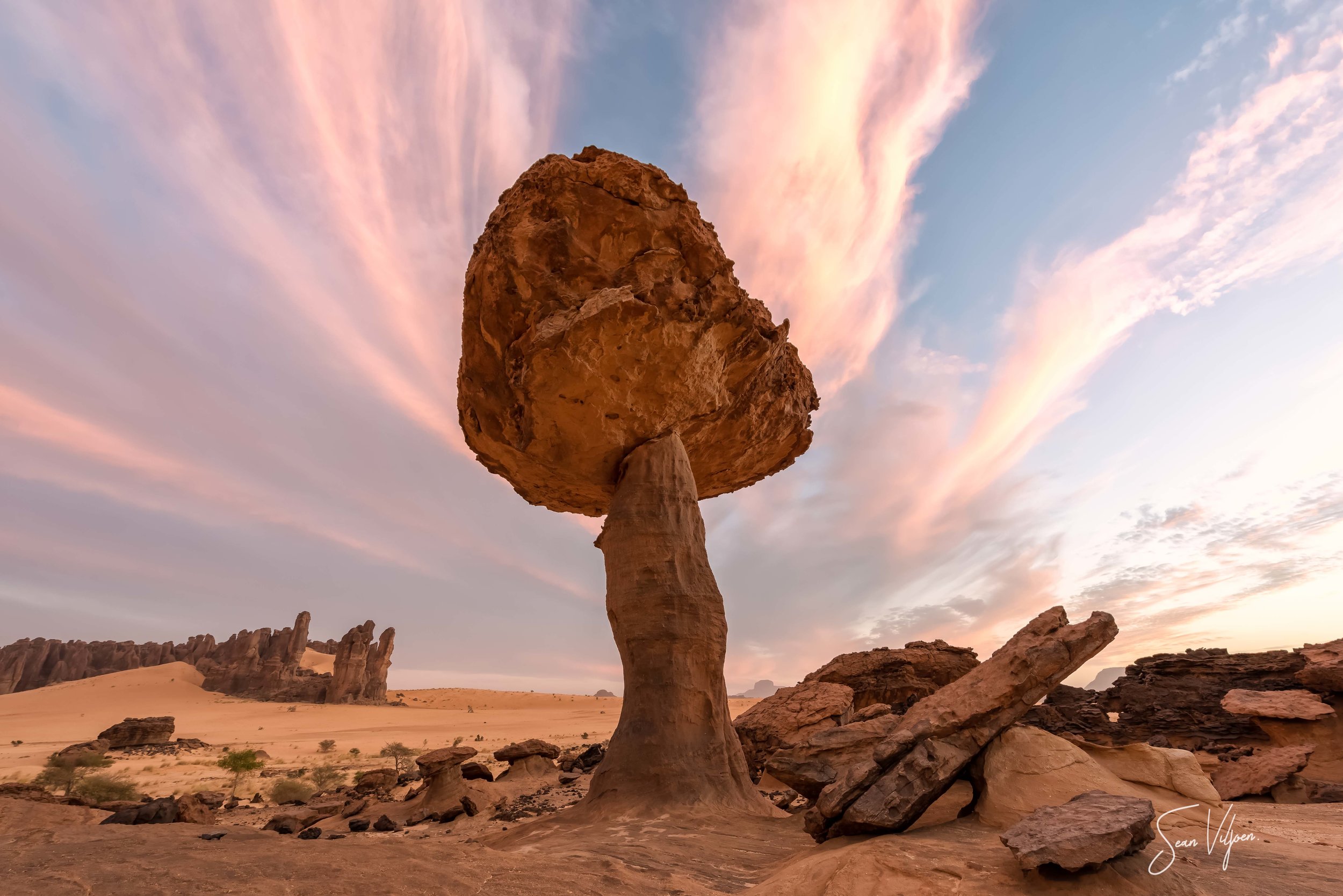 Chad_ennedi_rockformation_arch_seanviljoen-10.jpg