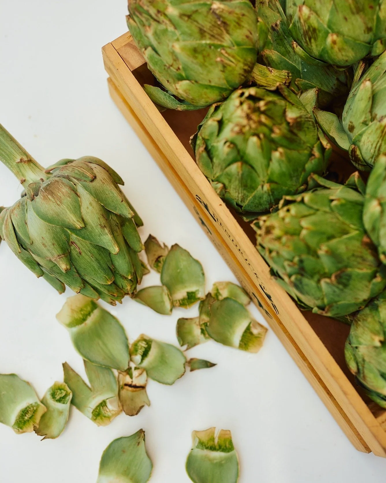 Green gold. We dress our tender artichokes Roman-style with lemon, parmesan &amp; pecorino.

 #TheMaine #themainedubai #themainedxb