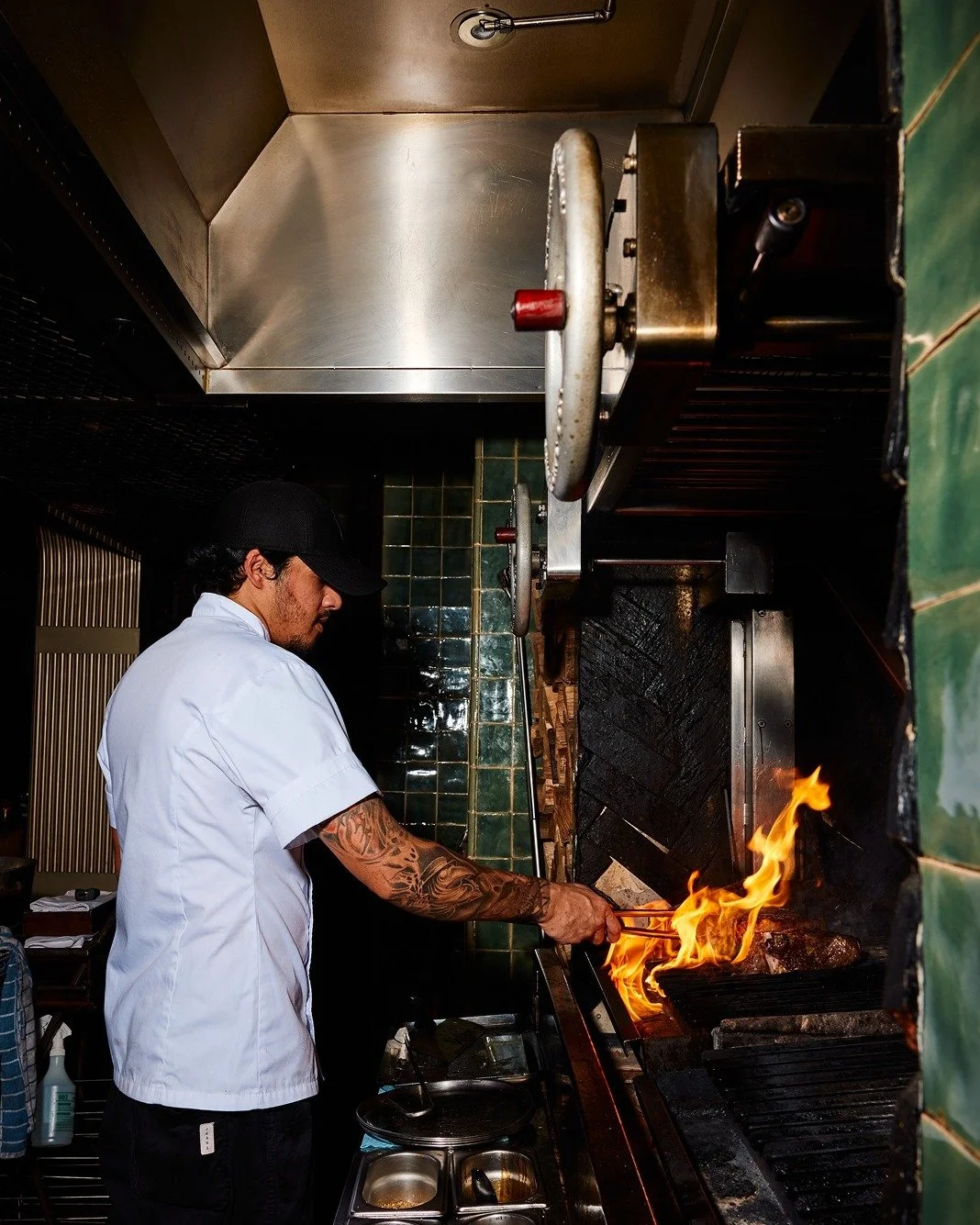 The woodfire grill 🔥 Where smoky, charred flavour is born.

 #TheMaine #themainedxb #themainedubai